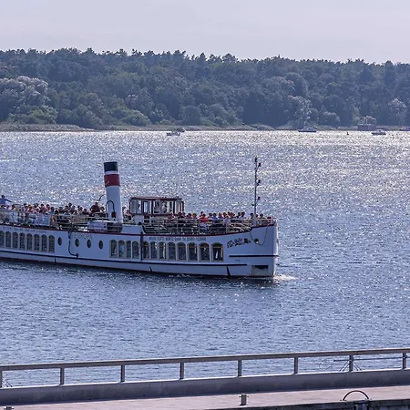 Charlotta Mit Terrasse *
