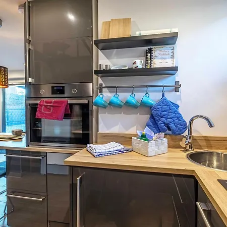 Charlotta Mit Terrasse 펜션 *